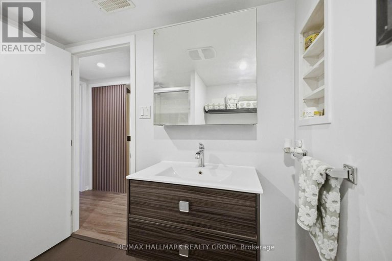 29606721/5-795-montreal-road/cfb-rockcliffe-and-area/ottawa/ontario/K1K0S9_30