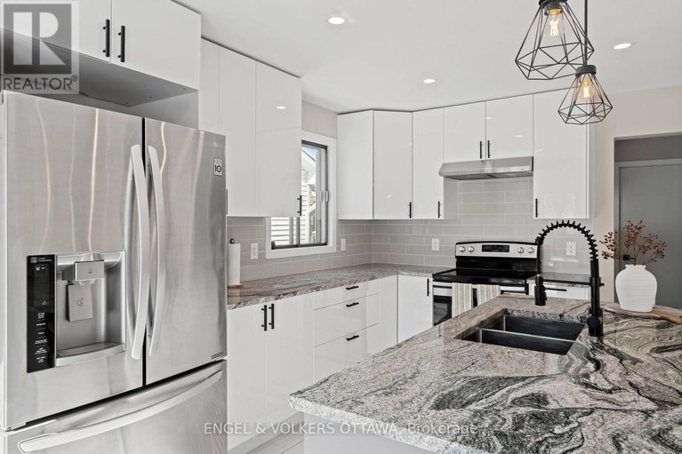 29436861/6346-beausejour-drive/chateauneuf/ottawa/ontario/K1C3J8_13