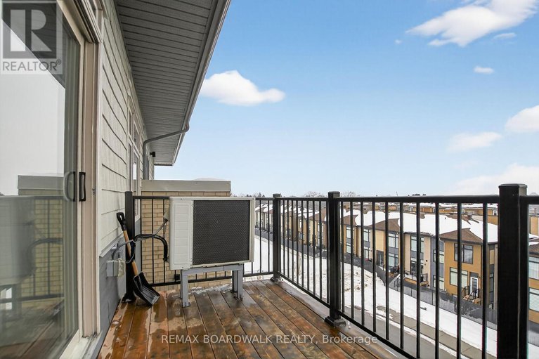 29379158/416-2785-baseline-road/redwood-park/ottawa/ontario/K2H0B7_40