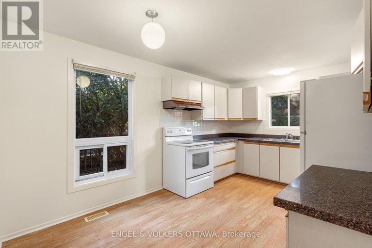 28886615/19-mcclure-crescent/katimavik/ottawa/ontario/K2L2H1_18