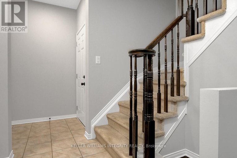 28282504/865-kennacraig-private/stonebridge/ottawa/ontario/K2J5T6_3