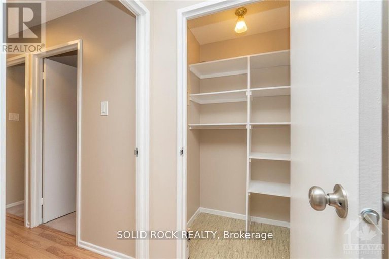 29442011/309-415-greenview-avenue/britannia/ottawa/ontario/K2B8G5_16