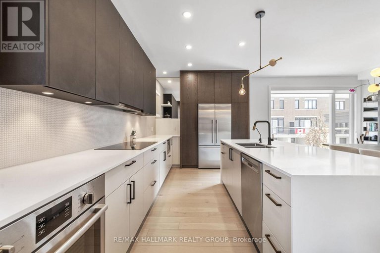 29595159/101-tay-street/westboro-west/ottawa/ontario/K2A2H1_13