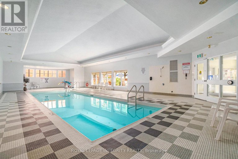 28847380/704-136-darlington-private/hunt-clubwestern-community/ottawa/ontario/K1V0X6_32