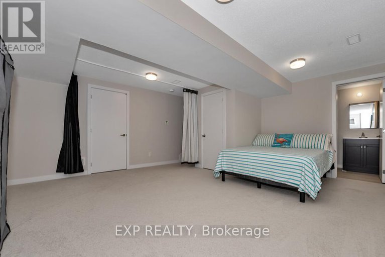 29363972/279-falsetto-street/mer-bleuebradley-estatesanderson-park/ottawa/ontario/K1W0S4_33