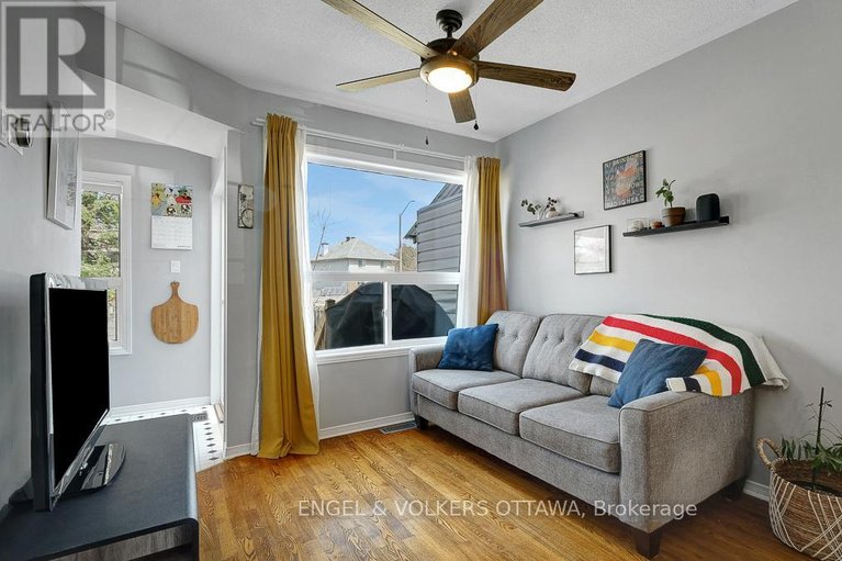 29642313/19-mullcraft-crescent/longfields/ottawa/ontario/K2J4P8_4