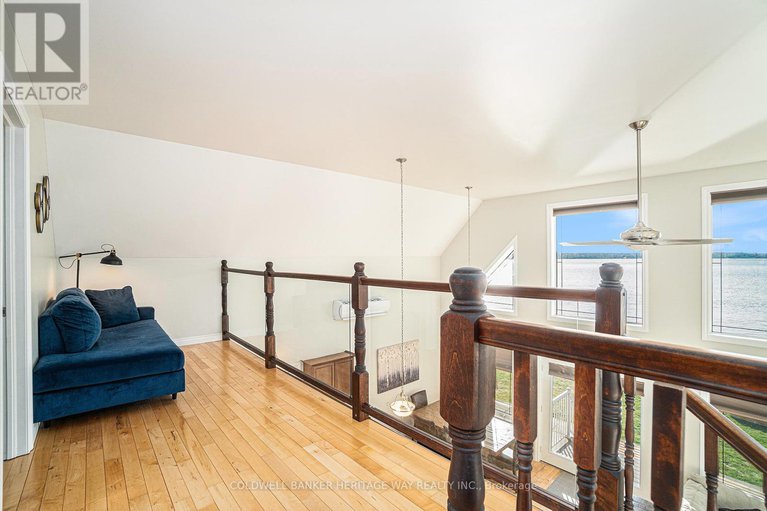 28226920/510-hillview-a-road/drummond-n-elmsley-drummond-twp/drummondnorth-elmsley/ontario/K7H3C8_18