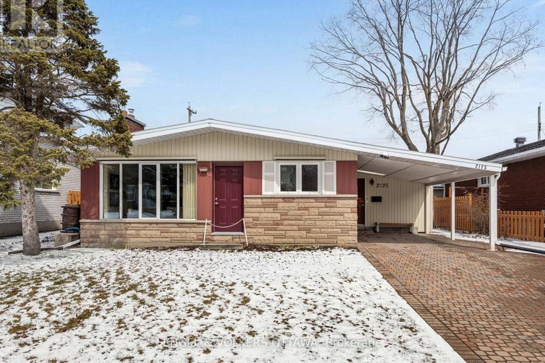 29579181/2125-valley-drive/elmvale-acresurbandale/ottawa/ontario/K1G2P6_1