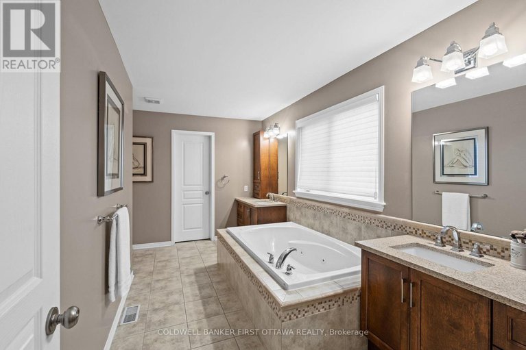 28989659/781-kilbirnie-drive/stonebridge/ottawa/ontario/K2J0M3_19