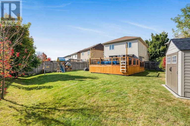 29664919/229-mica-crescent/town-of-rockland/clarence-rockland/ontario/K4K0E3_32