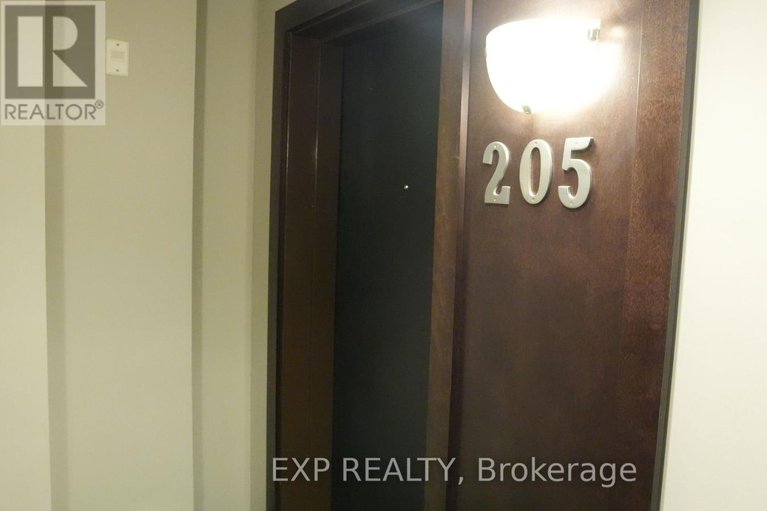 28422243/205-200-glenroy-gilbert-drive/strandherd/ottawa/ontario/K2J5G3_3