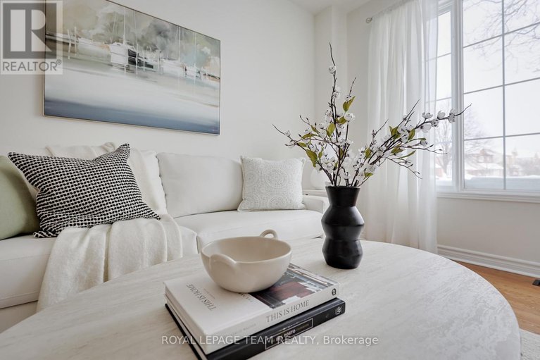 29354960/7-manorgate-place/craig-henrywoodvale/ottawa/ontario/K2G6L3_9