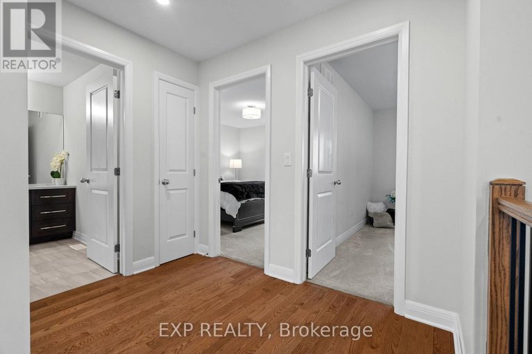 28811431/25-stanhope-court/stonebridge/ottawa/ontario/K2J6S2_26