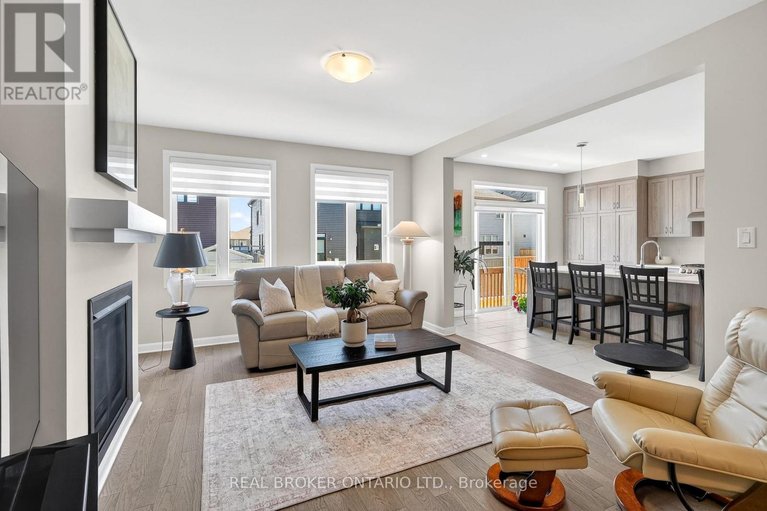 29584603/548-anchor-circle/mahogany-community/ottawa/ontario/K2B7Z5_5