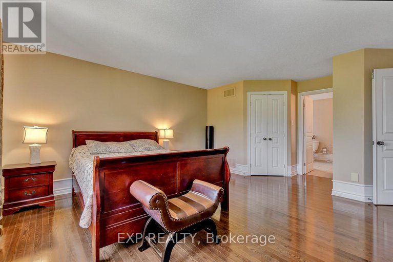28619248/135-riversedge-crescent/riverside-southgloucester-glen/ottawa/ontario/K1V0Z8_27