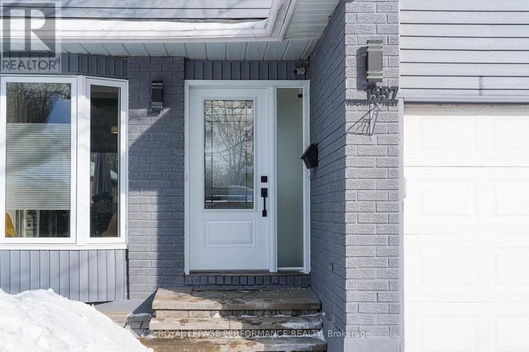 29452599/1557-verchere-street/chateauneuf/ottawa/ontario/K1C7C7_3