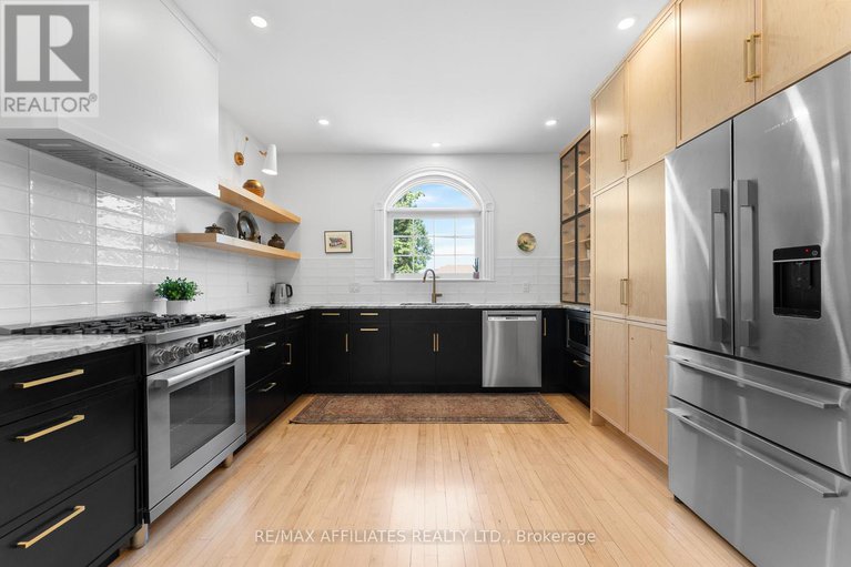 28529671/190-poole-street/mcnabbraeside-twps/mcnabbraeside/ontario/K7S1J2_14