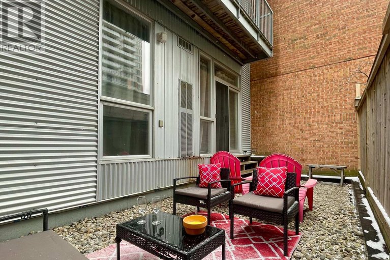 29426650/104-360-cumberland-street/lower-townbyward-market/ottawa/ontario/K1N0B1_32