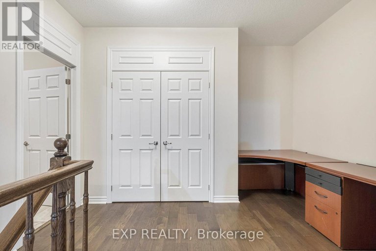 29319053/186-lamprey-street/half-moon-bay/ottawa/ontario/K2J6C3_18