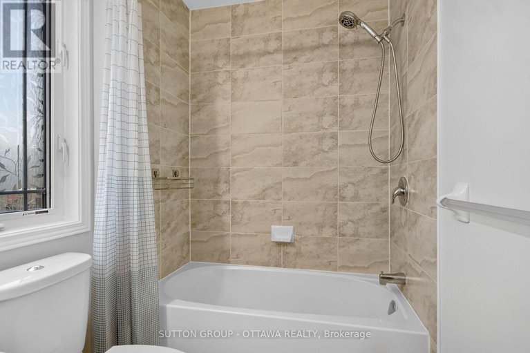 29019846/641-via-campanale-avenue/longfields/ottawa/ontario/K2J4A2_35