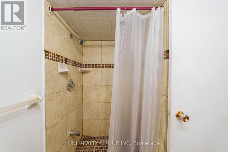 29578391/17-forest-park-avenue/city-viewskylinefisher-heightsparkwood-hills/ottawa/ontario/K2E5A2_31