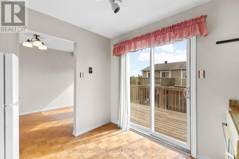 28975665/14-1149-chimney-hill-way/beacon-hill-south/ottawa/ontario/K1J8Z9_15