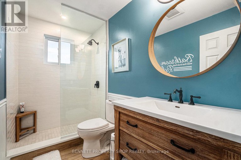 28935438/21-pattermead-crescent/hunt-clubwestern-community/ottawa/ontario/K1V0A1_17