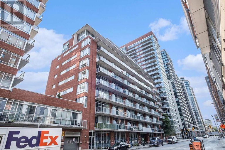 28911072/805-383-cumberland-street/lower-townbyward-market/ottawa/ontario/K1N1J7_2