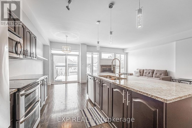 28844857/6777-breanna-cardill-street/greely/ottawa/ontario/K4P0C3_13