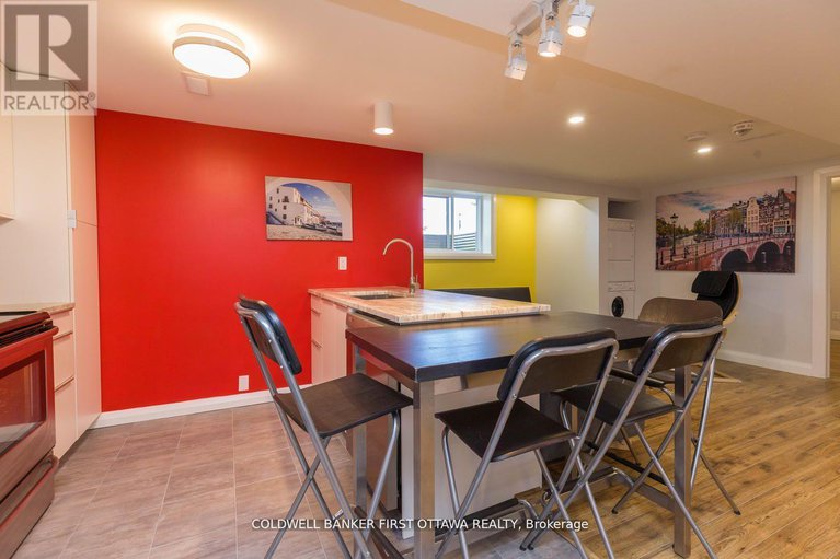 28574772/34-westwood-drive/meadowlandscrestview/ottawa/ontario/K2G2X1_9