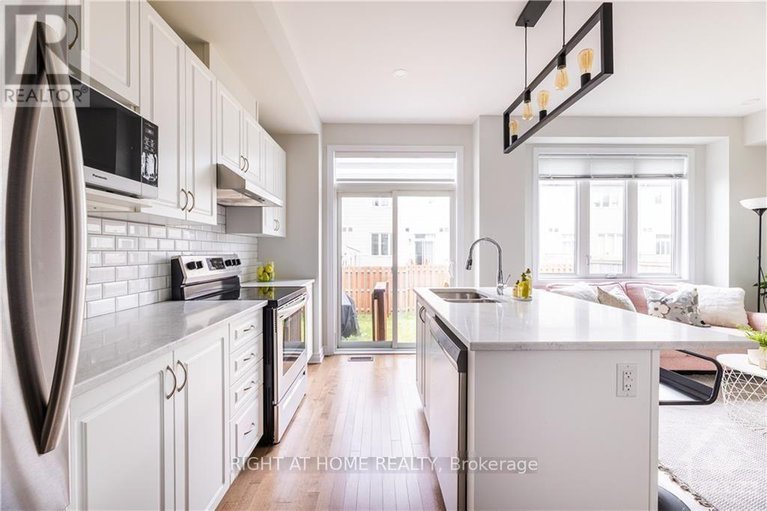 28665277/116-vendome-street/avalon-west/ottawa/ontario/K4A3W4_7