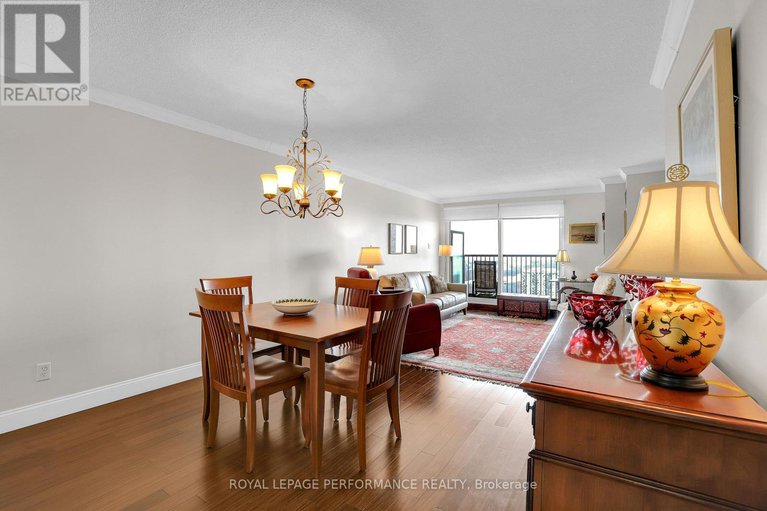 29432607/2708-545-st-laurent-boulevard/viscount-alexander-park/ottawa/ontario/K1K4H9_11