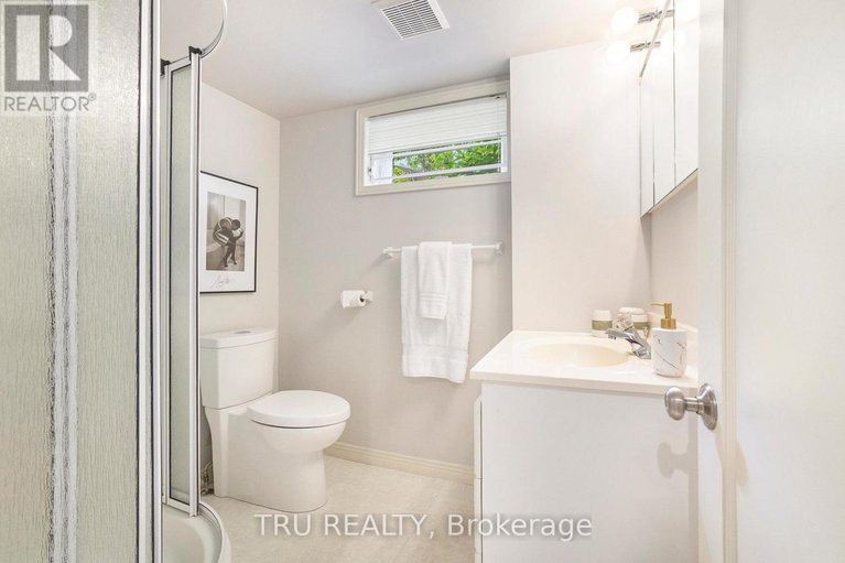 28633554/36-bullock-avenue-ne/ottawa-east/ottawa/ontario/K1S1H1_23