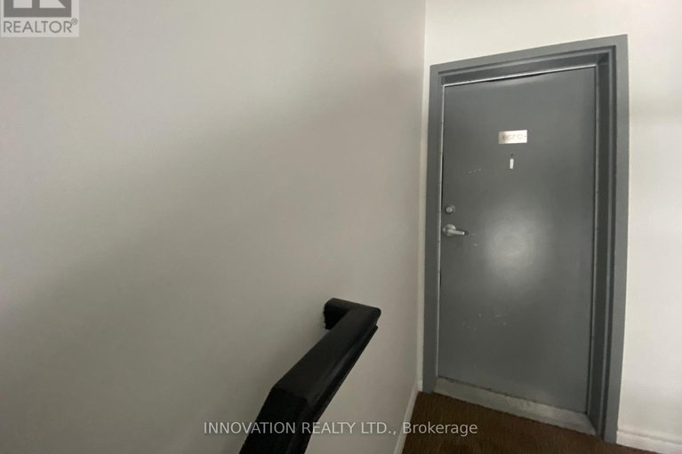 27944167/c-857-blackcomb-pvt/elmvale-acres/ottawa/ontario/K1G4E4_3