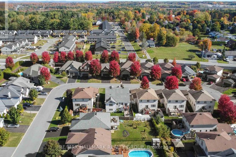 28975992/161-opale-street/town-of-rockland/clarence-rockland/ontario/K4K0G3_38