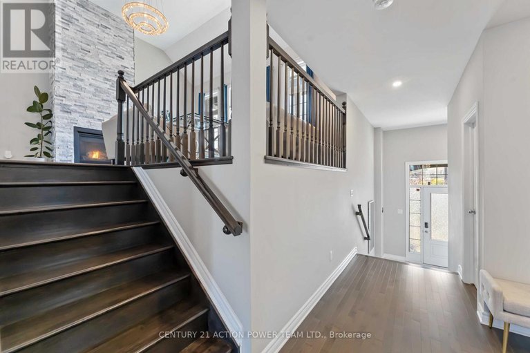 29378493/54-malachigan-crescent/avalon-west/ottawa/ontario/K4A1G6_6