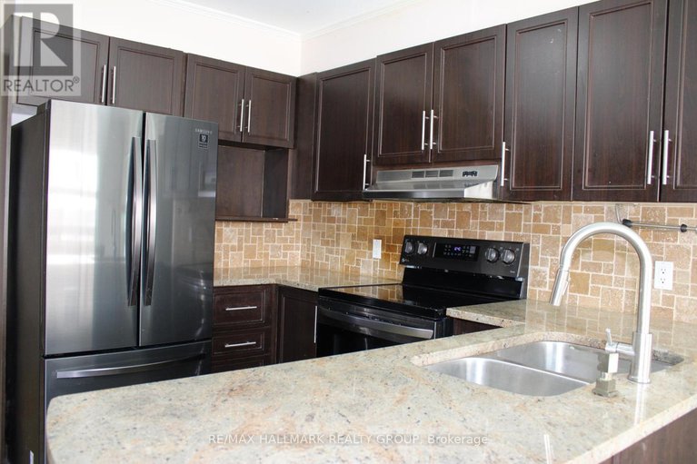 28470915/47-emerald-meadows-drive/emerald-meadowstrailwest/ottawa/ontario/K2M2L5_9
