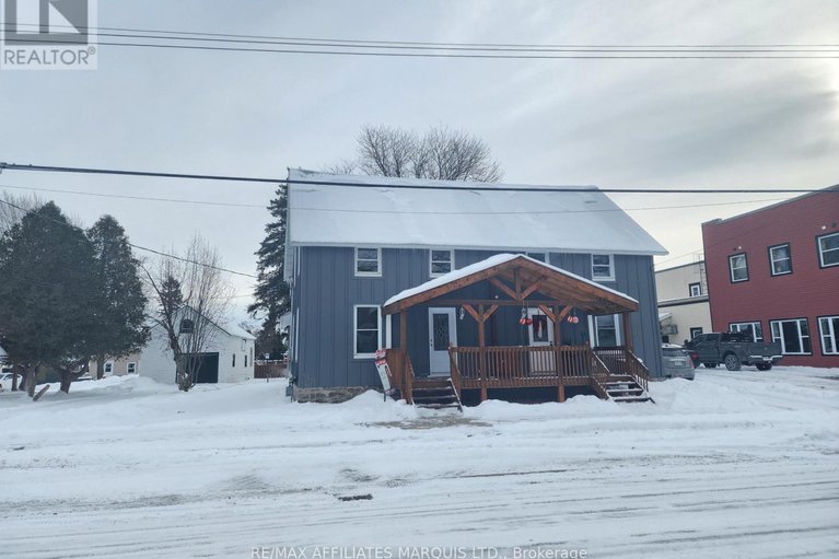 28979025/12-oak-street/lancaster/south-glengarry/ontario/K0C1N0_1