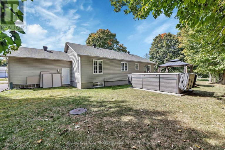 28907954/2360-lorraine-street/clarencerockland-twp/clarence-rockland/ontario/K4K1K7_39