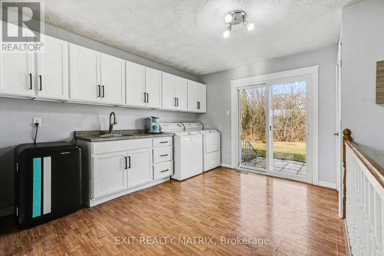 29597745/60-charles-street/north-stormont-finch-twp/north-stormont/ontario/K0A1R0_13