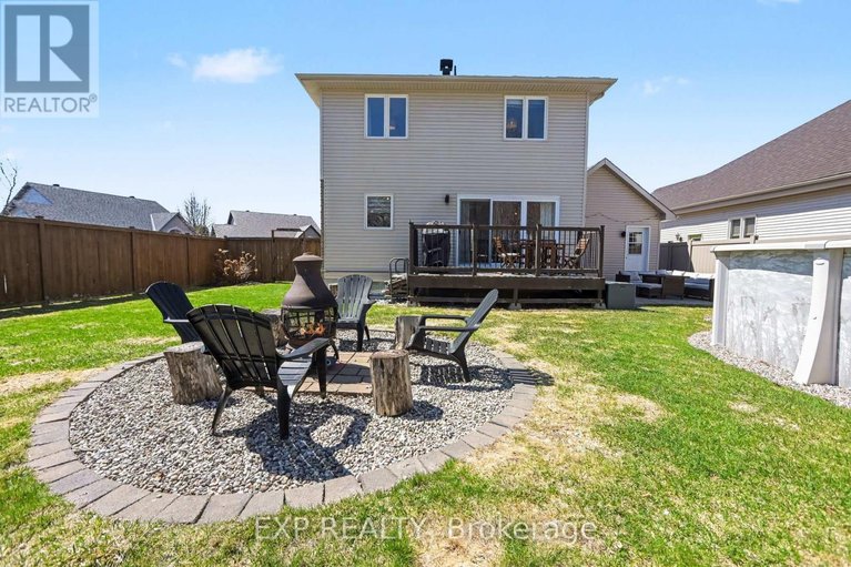 29645045/212-jasper-crescent/town-of-rockland/clarence-rockland/ontario/K4K0A3_32