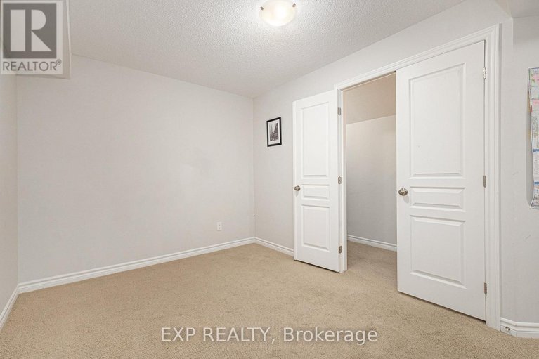 28877581/274-pembina-private/riverside-southgloucester-glen/ottawa/ontario/K4M0G7_26
