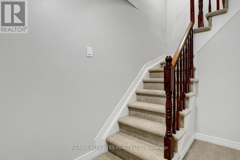28483640/31-spur-avenue/bridlewood/ottawa/ontario/K2M2R9_39