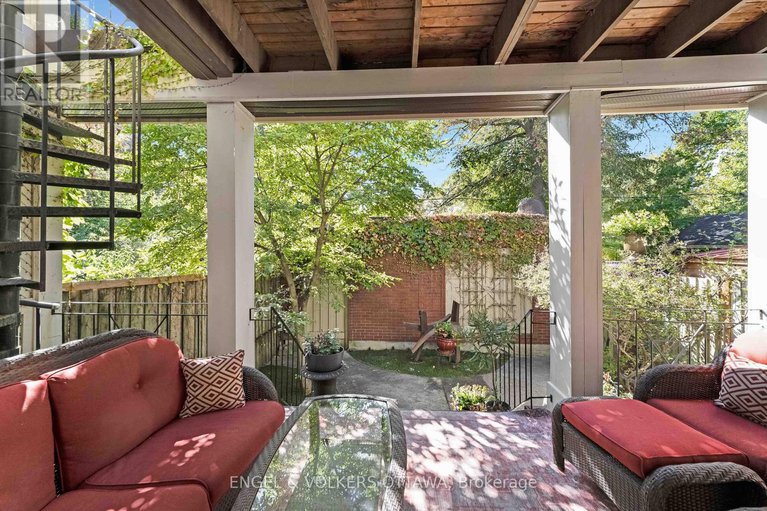 28985007/105-stanley-avenue/new-edinburgh/ottawa/ontario/K1M1N8_37