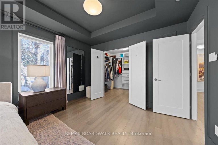 29360290/255-avondale-avenue/westborohampton-park/ottawa/ontario/K1Z7G7_25