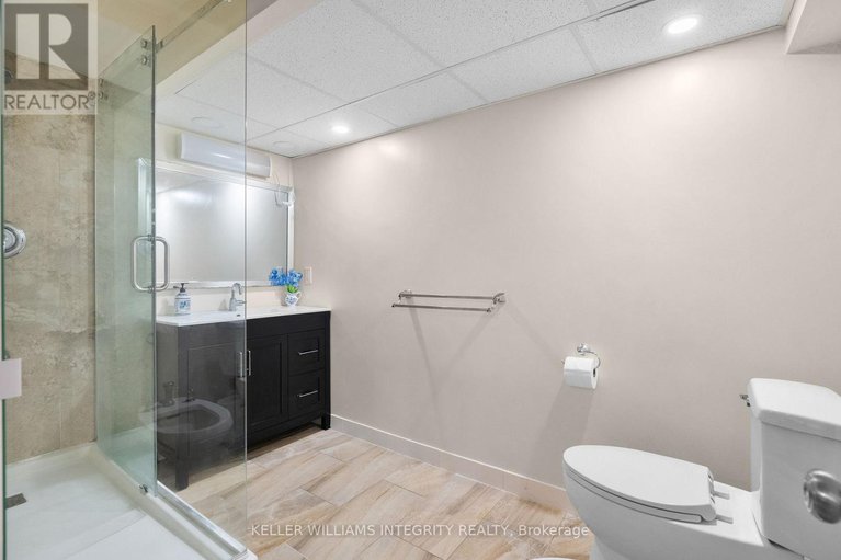 28466122/22-marchbrook-circle/rural-kanata-central/ottawa/ontario/K2W1A1_39