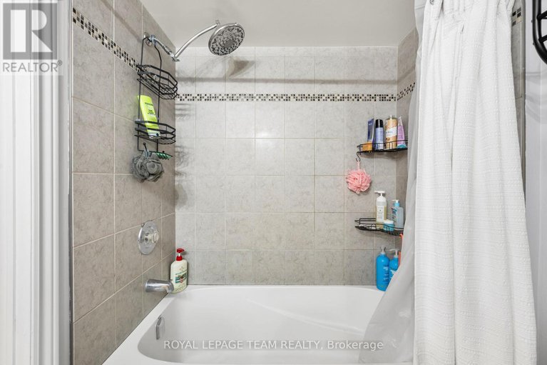 28974832/1-5-timberview-way/westcliffe-estates/ottawa/ontario/K2H9M6_20
