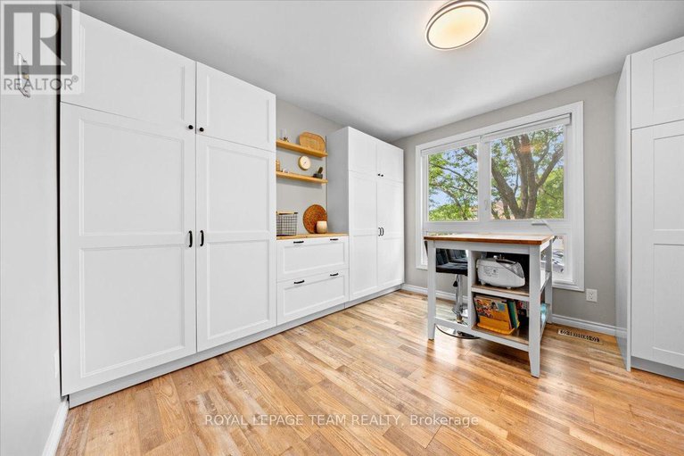 28637798/13-kedgewick-court/tanglewood/ottawa/ontario/K2G4M9_20