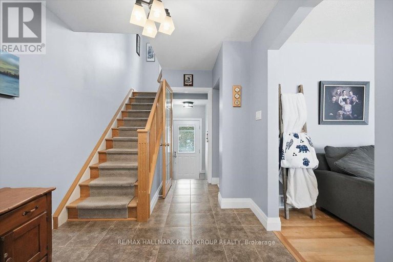 29677259/962-weston-drive/elmvale-acresurbandale/ottawa/ontario/K1G1X2_12