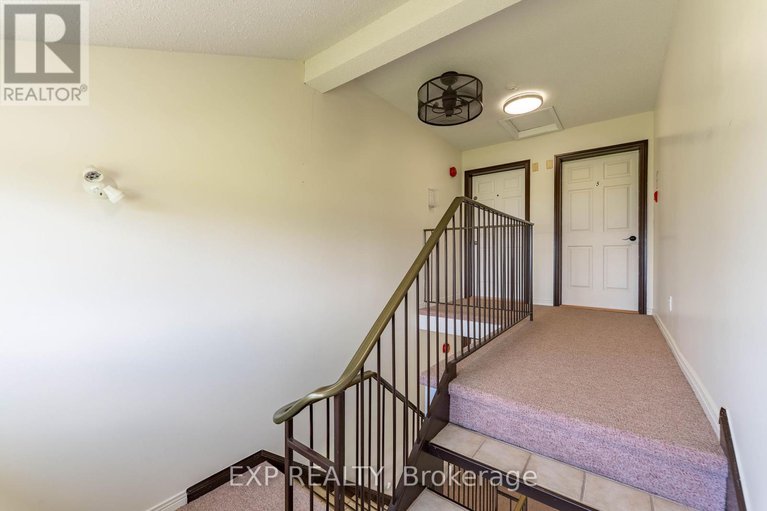 28495905/b6-160-edwards-street/town-of-rockland/clarence-rockland/ontario/K4K1H9_32